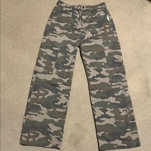 No Boundaries Women's Camouflage Cargo Pants